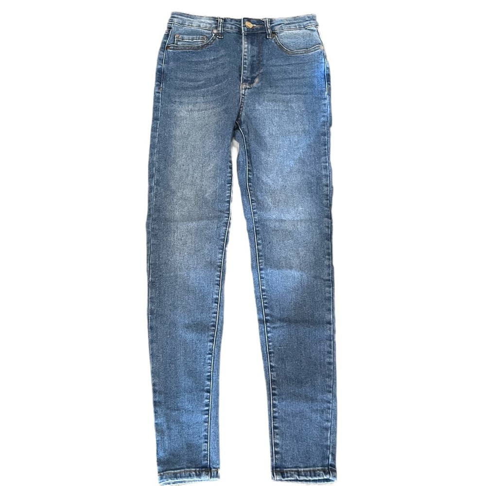 Mellow Denim Medium Wash Jeans Size 7 – Pre-Owned, Excellent Condition